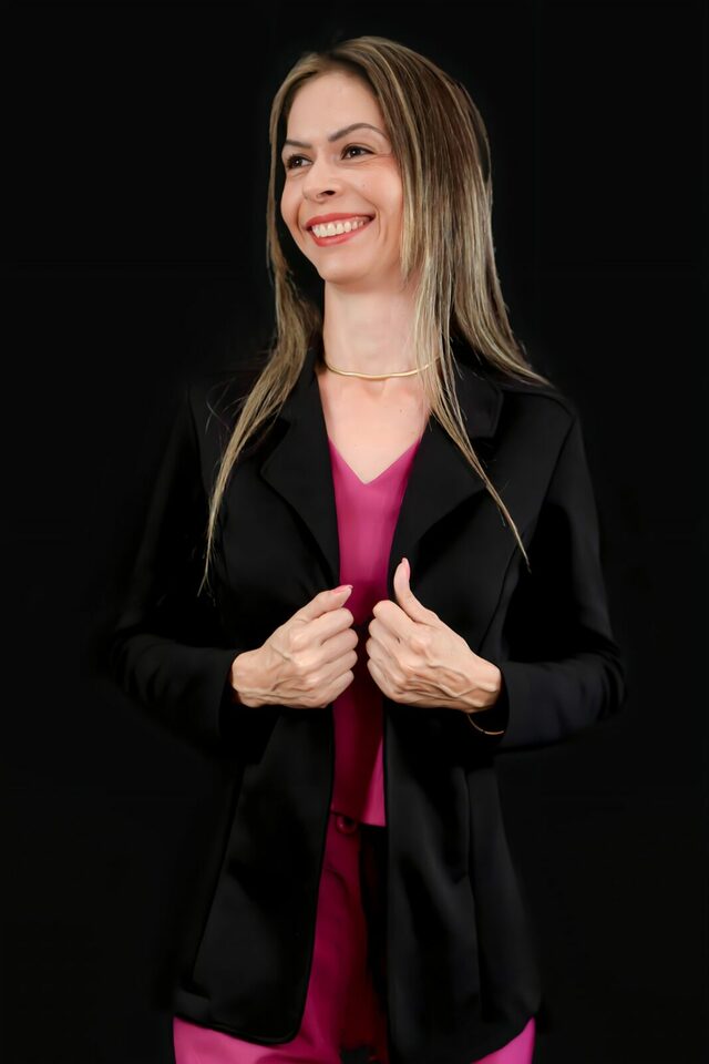 BOOK FEMININO - REGYANNE