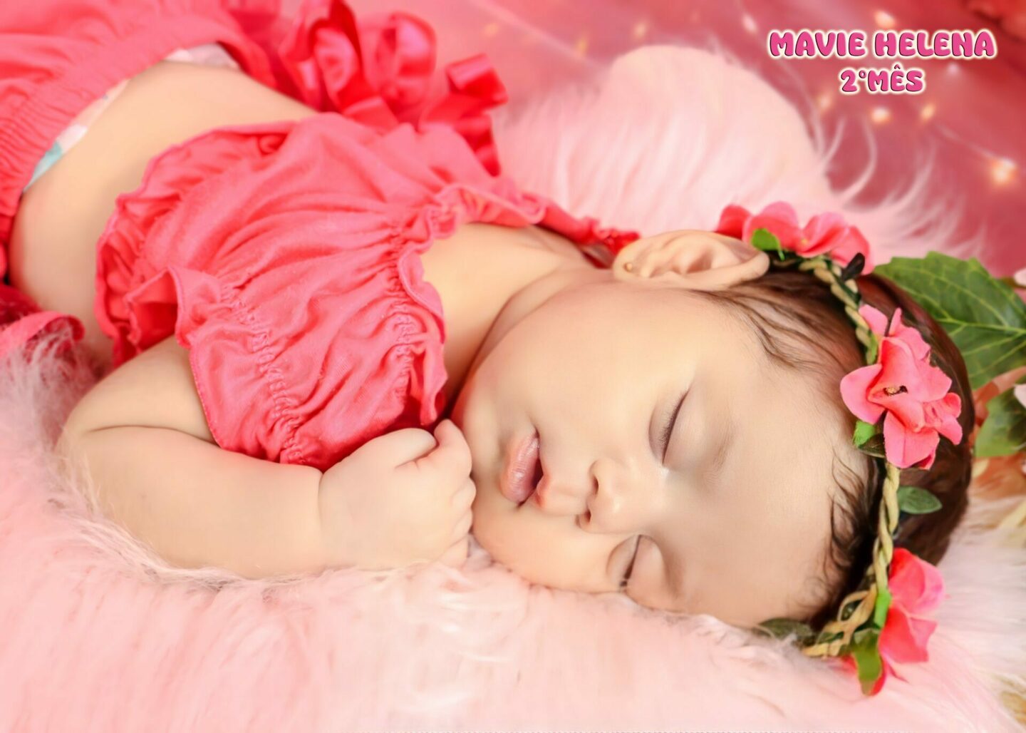 MAVIE HELENA - completando seu 2° mês- mamãe KAUANI