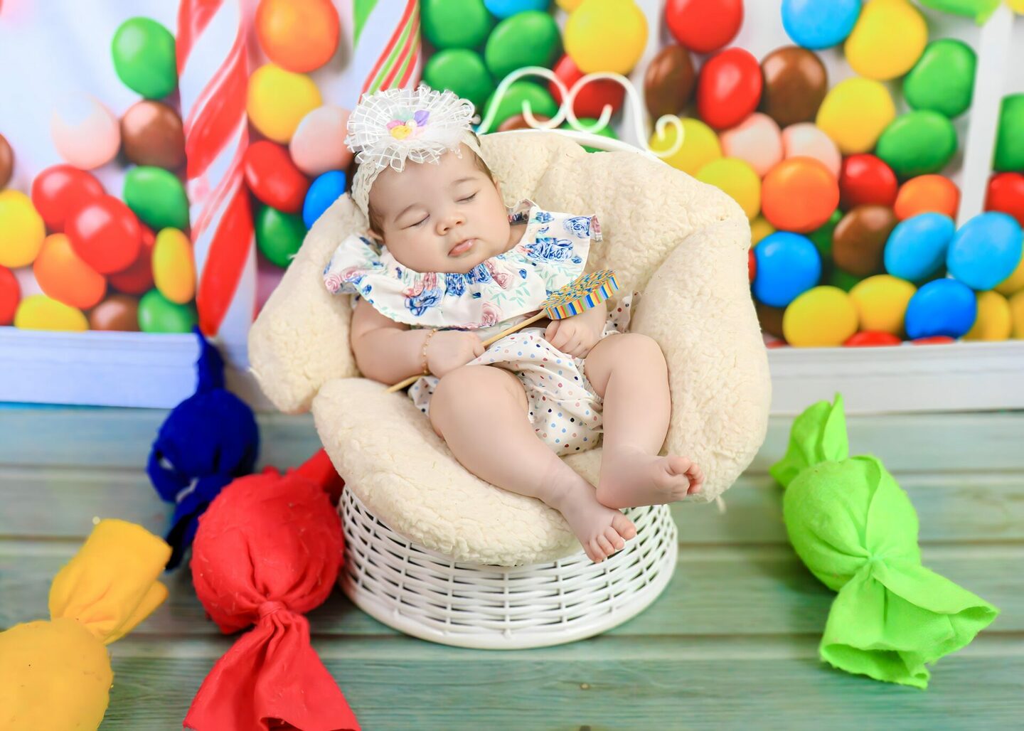 HELENA   - completando seu 2° mês- mamãe MARIA EDUARDA