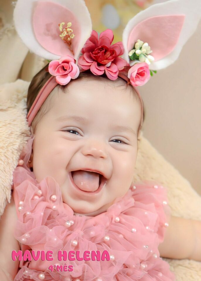 MAVIE HELENA - completando seu 4° MÊS- mamãe KAUANI
