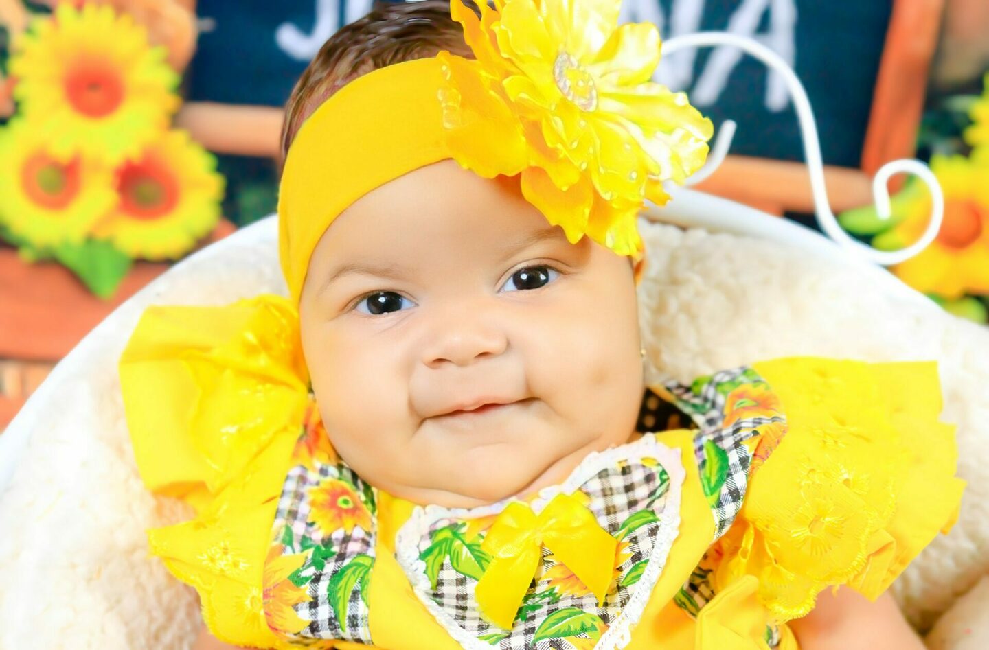 MAITÊ - completando seu 2° MÊS- mamãe CARINA