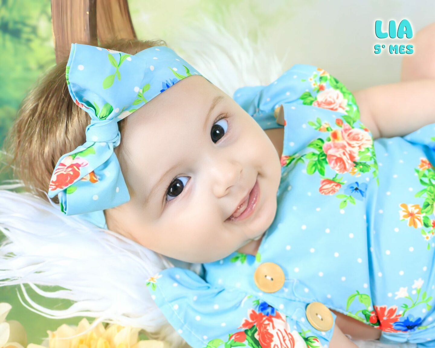 LIA- completando seu 5° MÊS- mamãe JULIANE