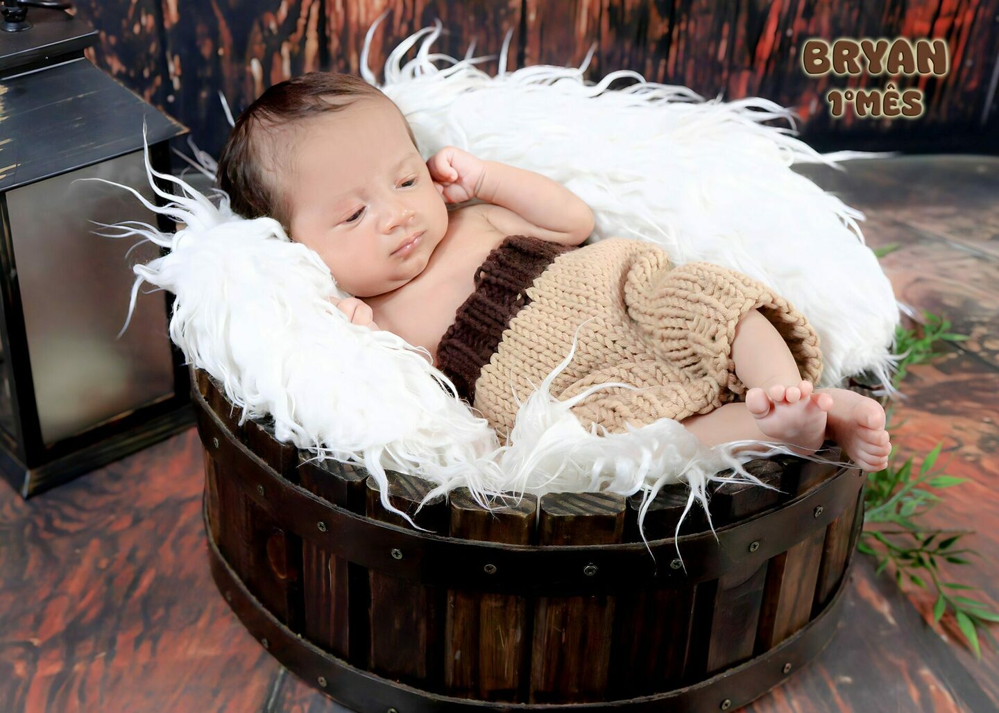 BRYAN - completando seu 1° MÊS- mamãe LORRAINY