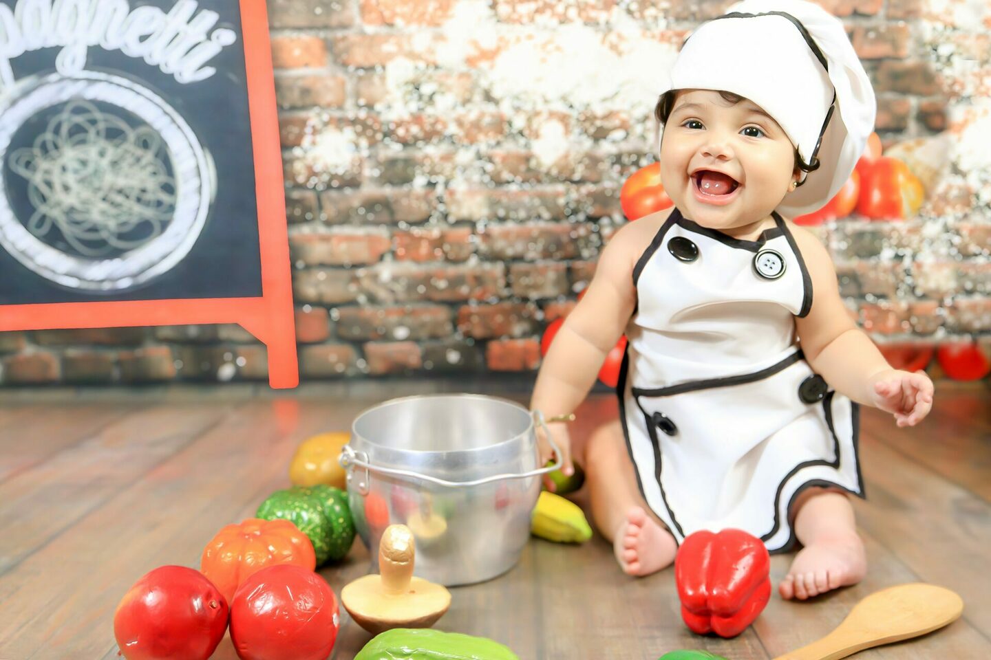 ANTONELLA - completando seu 6° MÊS- mamãe FRANCIELE