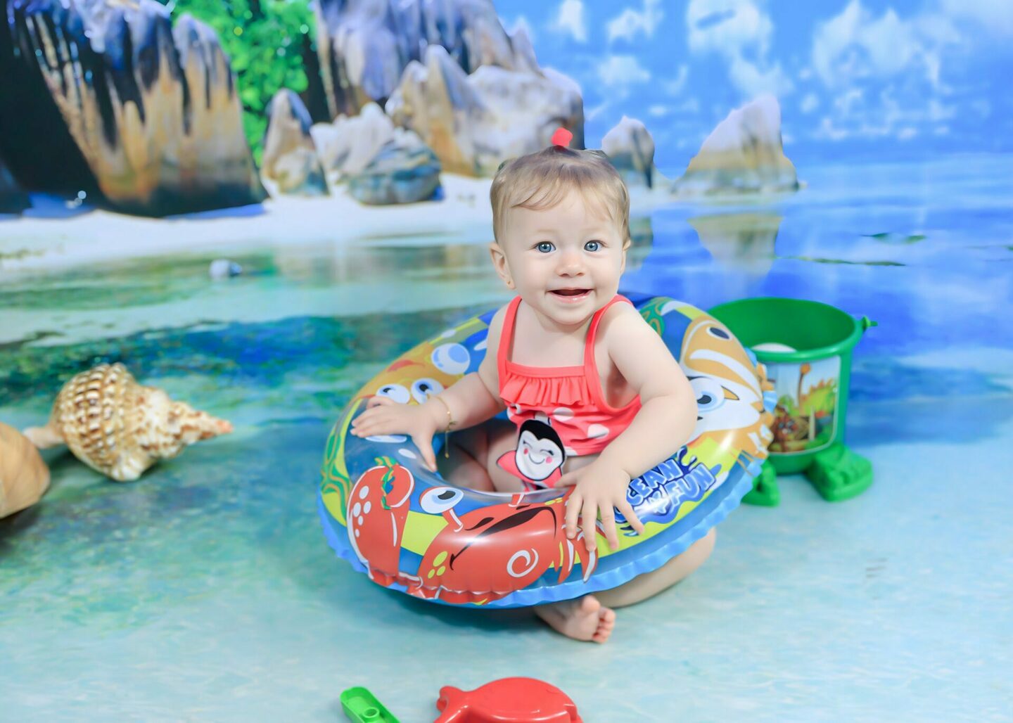 LÍVIA  - completando seu 8° MÊS- mamãe SINIELIS