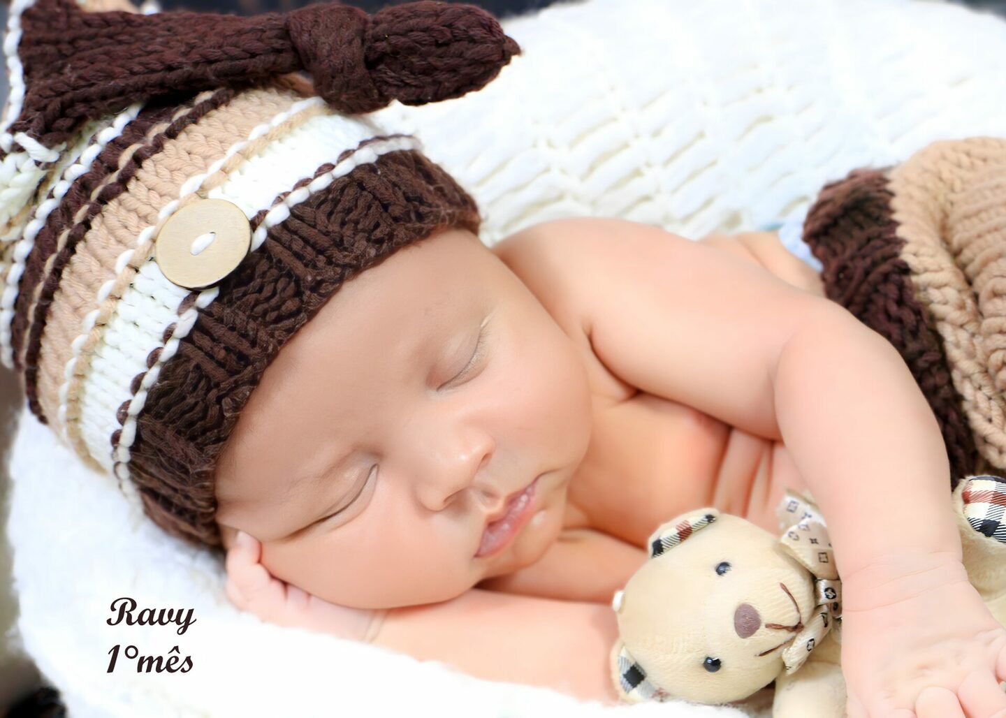 RAVY- completando seu 1° MÊS- mamãe YASMIN