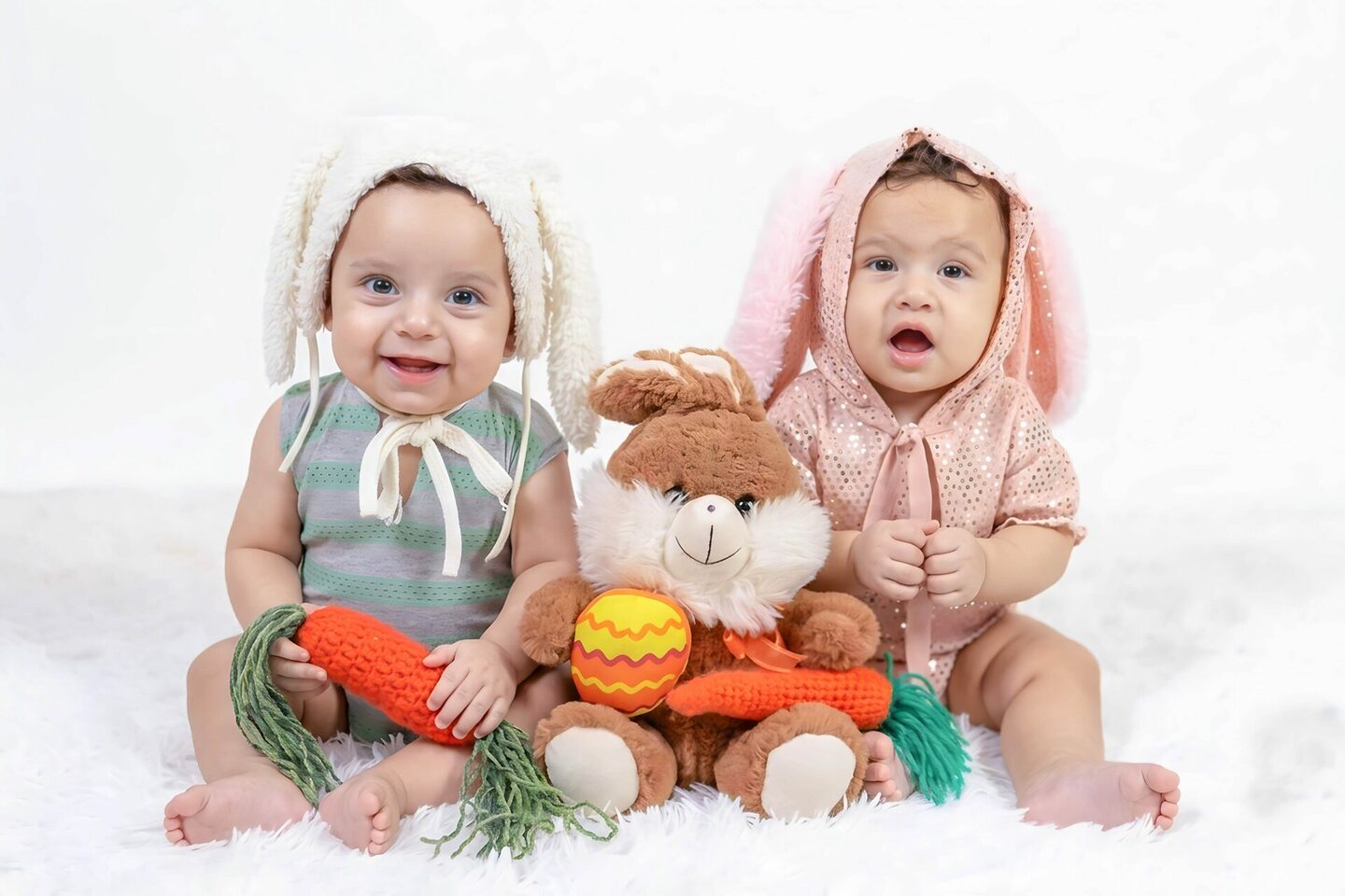 ALICE & ARTHUR- especial de páscoa- mamãe FRANCIELE