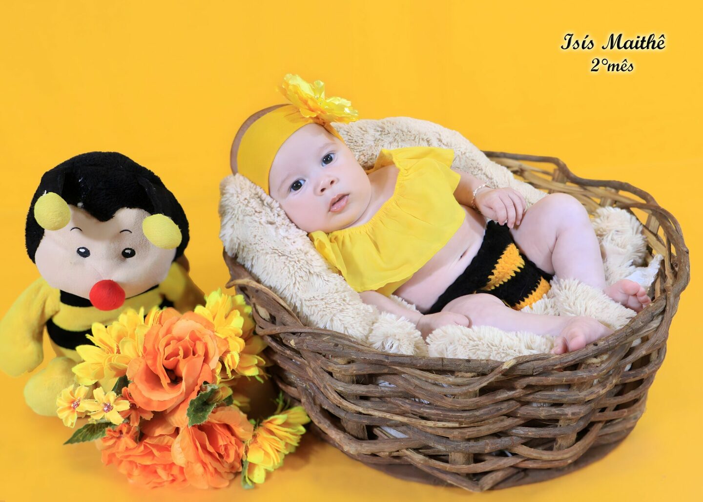 ISÍS MAITHÊ - completando seu 2° MÊS- mamãe GABRIELA